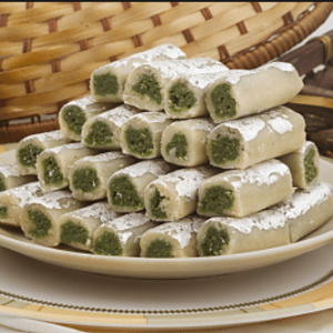 Kaju Pista Roll